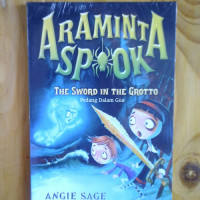 Araminta Spook : The Sword in the Grotto